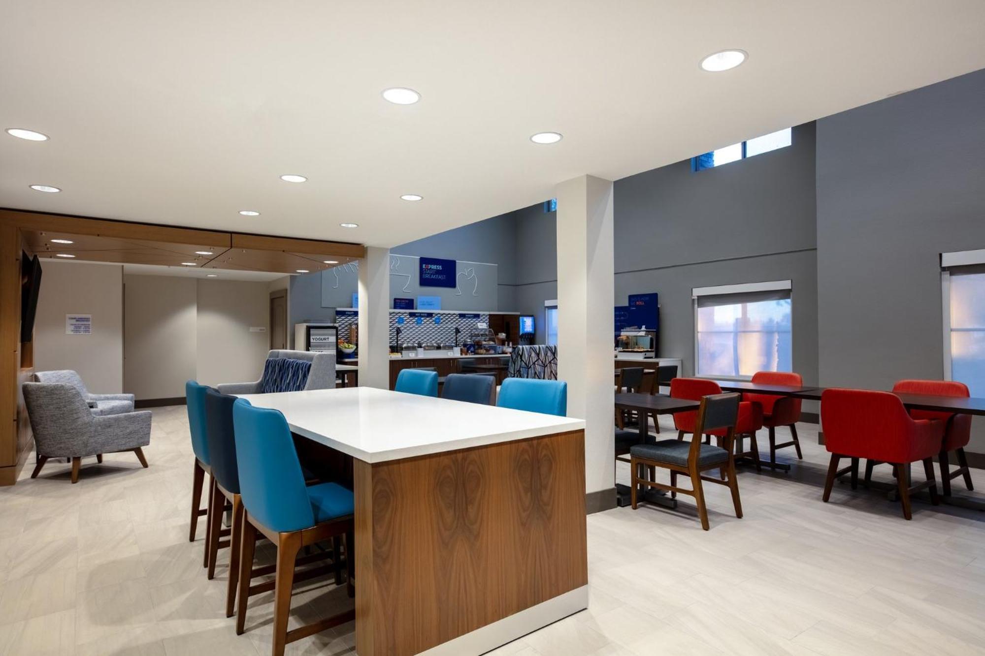 Holiday Inn Express Turlock By Ihg Kültér fotó