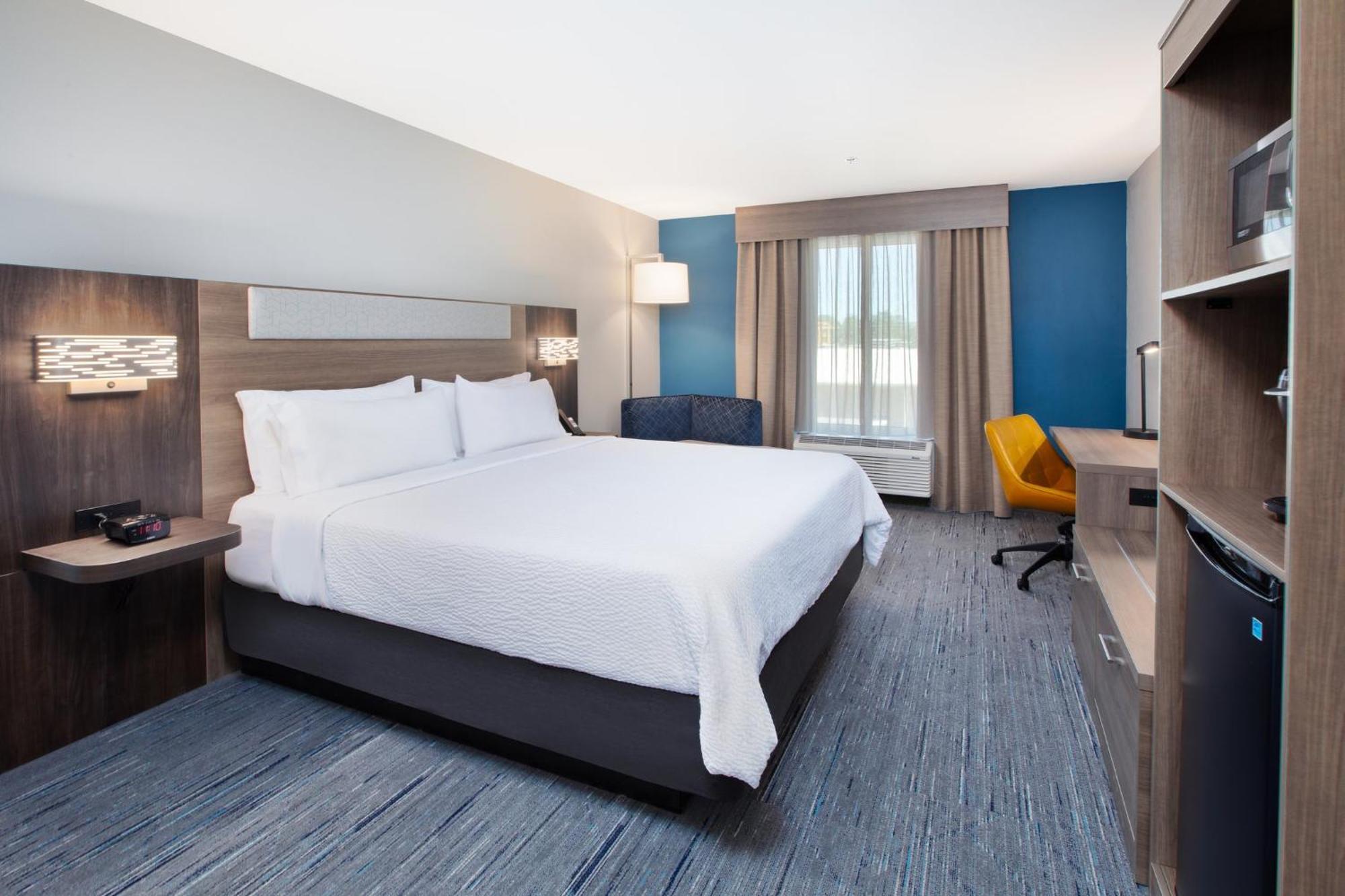 Holiday Inn Express Turlock By Ihg Kültér fotó