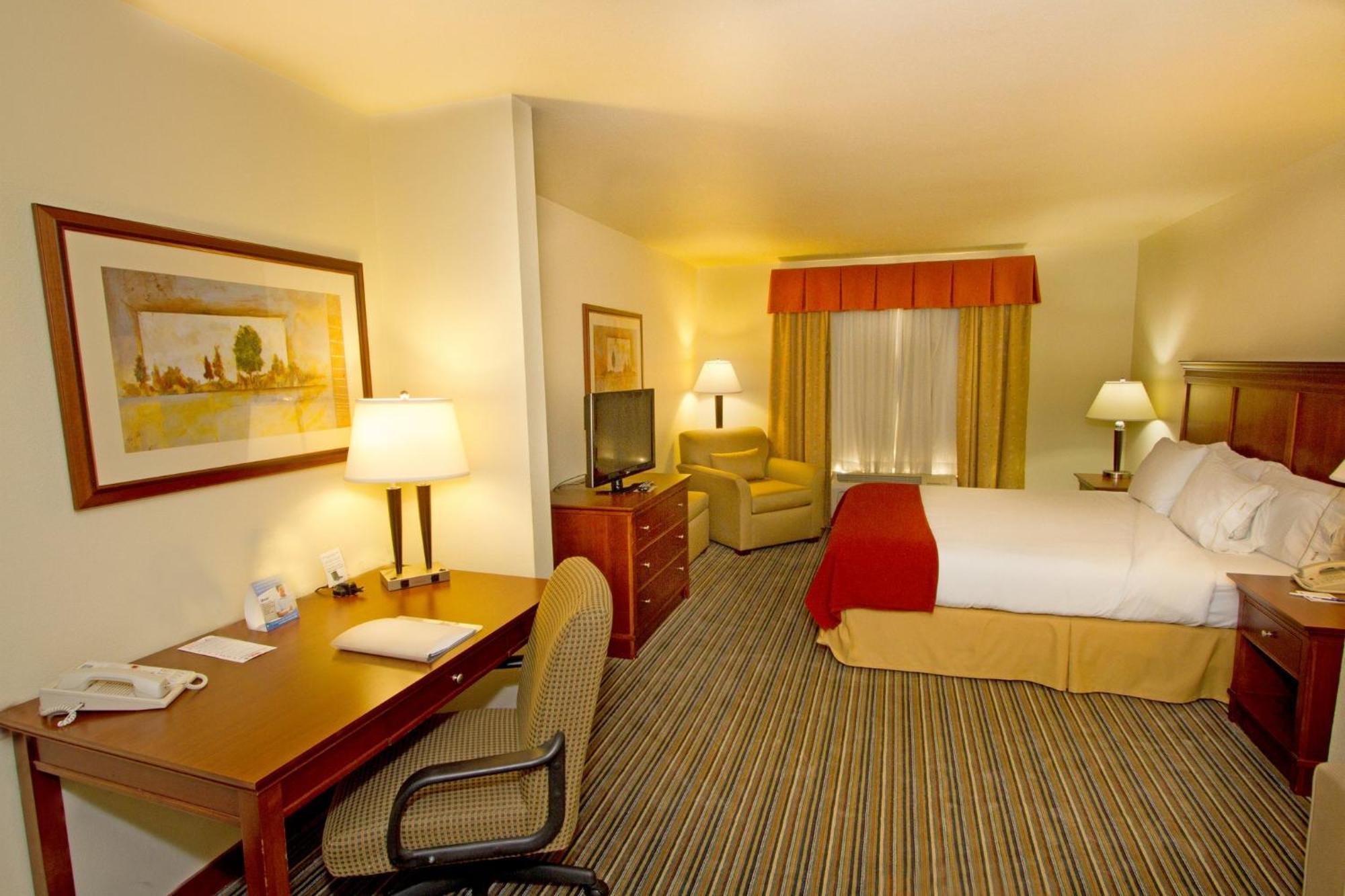 Holiday Inn Express Turlock By Ihg Kültér fotó